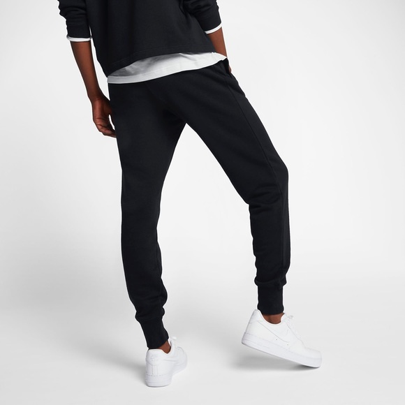 Nike Black Fleece Sweatpants - Picture 3 of 8